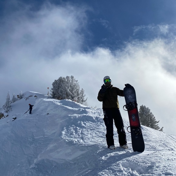 Profile Picture of Casey Alexander (@caseyalexander1) on Poshmark