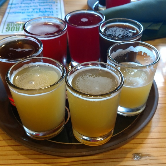 Profile Picture of Rich Kreitzer (@rdkreitzer) on Poshmark