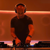 Profile Picture of Guy Moore (@guymooremusic) on Youtube