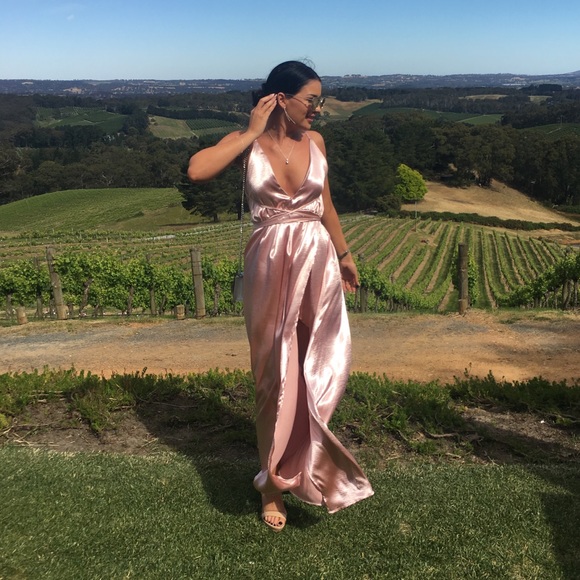 Profile Picture of Alexandra Boath (@lexiebee33) on Poshmark