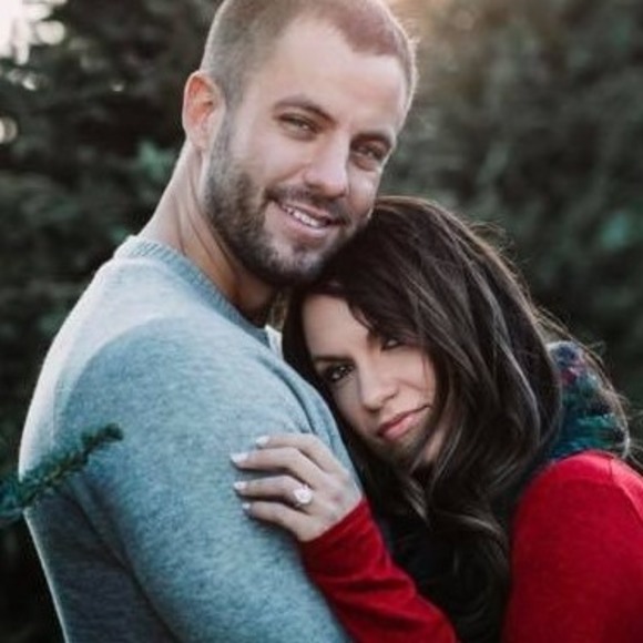 Profile Picture of Kelli Palombo (@kpalombo_8985) on Poshmark