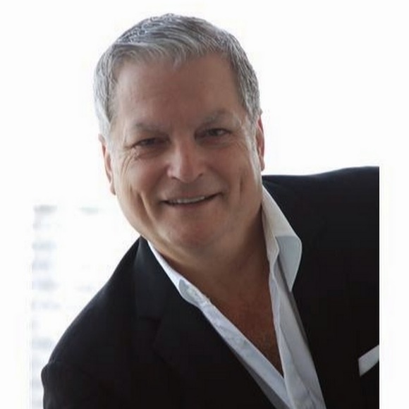 Profile Picture of Joe Biafore (@dealer1771) on Poshmark