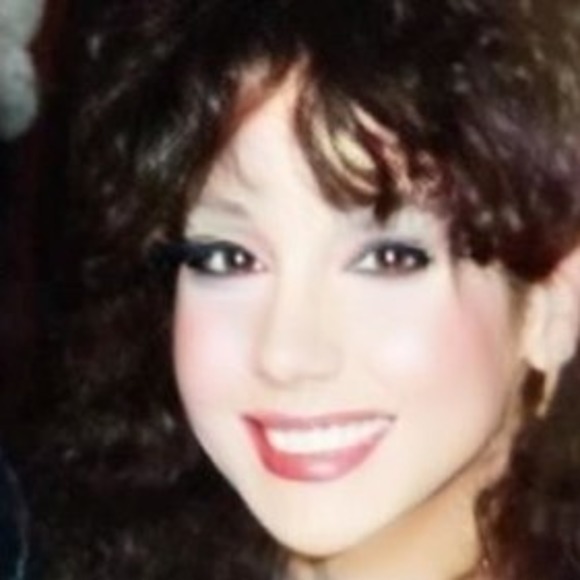 Profile Picture of Christine Randazzo (@carlswife19) on Poshmark