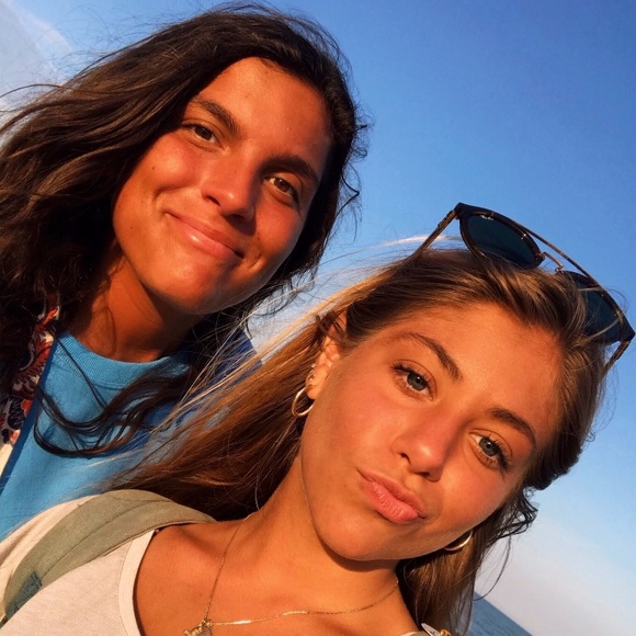 Julianna Recchilungo - Poshmark Profile Picture of Julianna Recchilungo (@juliannarecchi) on Poshmark