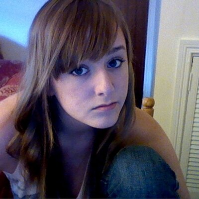 Profile Picture of Rebecca Edmondson (@JellyStrawberry) on Twitter
