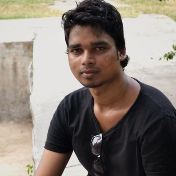 Profile Picture of Navin Kumar (@lynknavin) on Poshmark