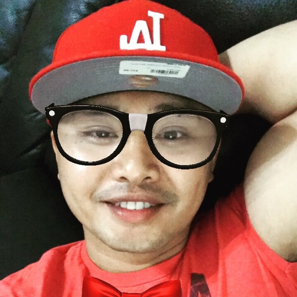 Profile Picture of Adrian Ramilo (@kislap23) on Poshmark