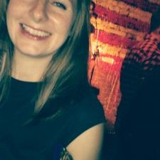 Profile Picture of Clara Burton (@ClaraBurton17) on Twitter