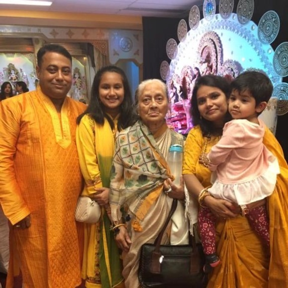 Profile Picture of Sumon Karmaker (@karmakersheela) on Poshmark
