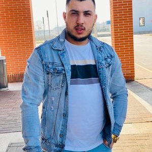 Profile Picture of Daniel Petre (@DanielP46547207) on Twitter
