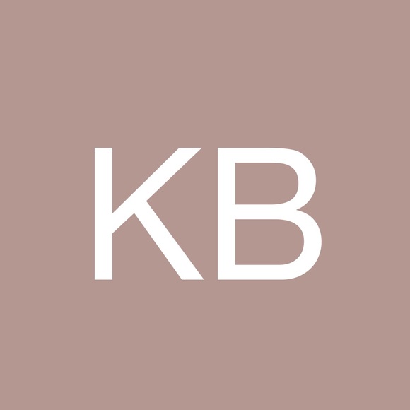 Profile Picture of Kimberly Book (@kymbook) on Poshmark