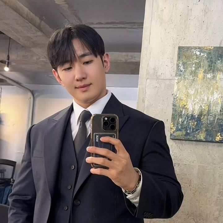 Profile Picture of ⭐️베드로.Peter⭐️ (@33__72) on Tiktok