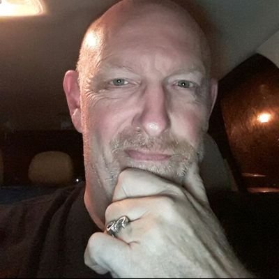 Profile Picture of John Vanecek (@vanecek_john) on Twitter