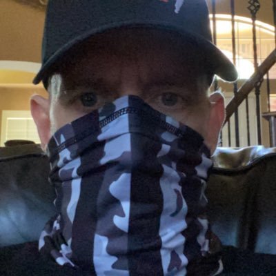 Profile Picture of Dennis Cox  🇺🇸 (@fmcoxfamily) on Twitter