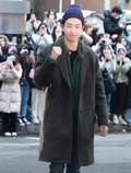 Profile Picture of Yoo Su-binon Wikipedia