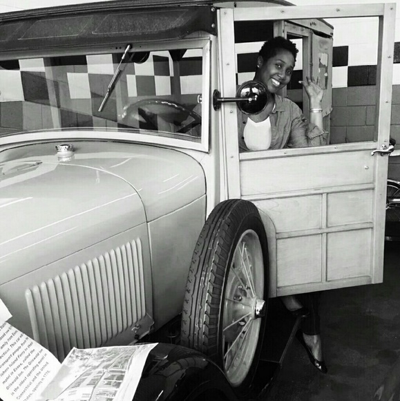 Profile Picture of Bindu Joseph (@binrozi16) on Poshmark