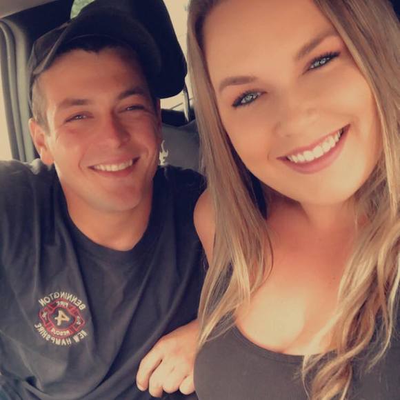 Profile Picture of Meredith ann Hardwick (@meredith1808) on Poshmark