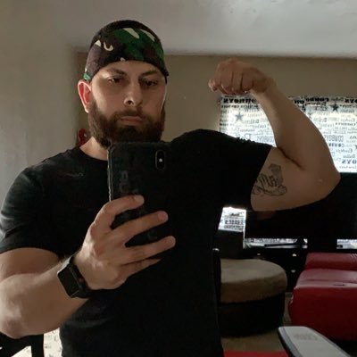 Profile Picture of Josh Vela (@JCandle1) on Twitter