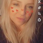 Profile Picture of Harriet (@harriet_osborne_artist_) on Instagram