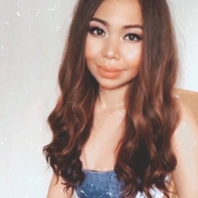 Profile Picture of DarlingLori (@DahlingLori) on Twitter