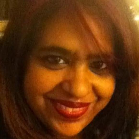 Profile Picture of Amanda Mohammed (@amandam007) on Poshmark