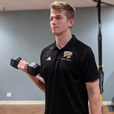 Profile Picture of Zach Schwager (@OfficialSchwag) on Twitter