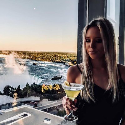 Profile Picture of Mackenzie Pearson (@KenzPearson) on Twitter