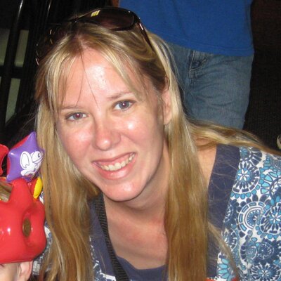 Profile Picture of Karen Clayton (@10Mason01) on Twitter