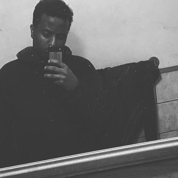 Profile Picture of Mohamed Hassan (@realspartan123) on Poshmark