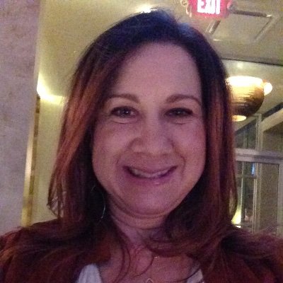 Profile Picture of Robin Goldberg (@RobinGo85216093) on Twitter