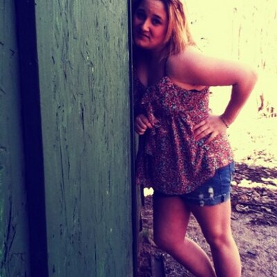 Profile Picture of Zoey Hicks (@zoeyhicks2) on Twitter