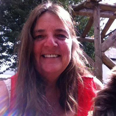 Profile Picture of Carol Brace (@onerosie) on Twitter