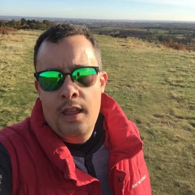 Profile Picture of Mark Ruddle (@BarnyRud) on Twitter