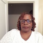 Profile Picture of Elloise Wilson (@sweetandnuttydarkchocolate) on Instagram