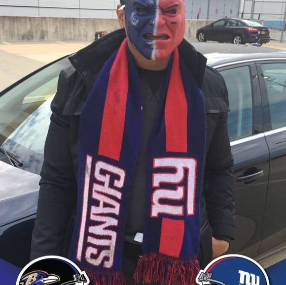 Profile Picture of Brian Felix (@brianfelix85) on Poshmark