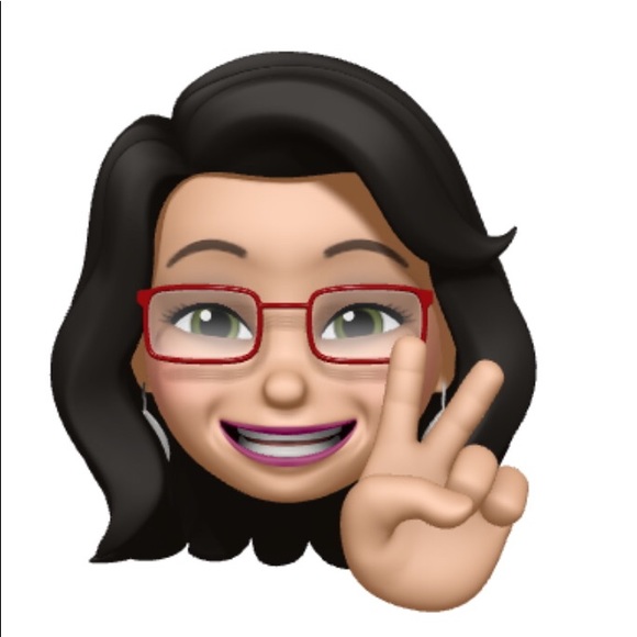 Profile Picture of Cheryl Thompson (@ctpurple4) on Poshmark