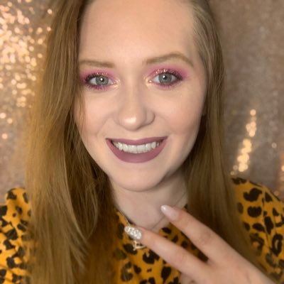 Profile Picture of Amanda Haws (@AmandaHaws7) on Twitter