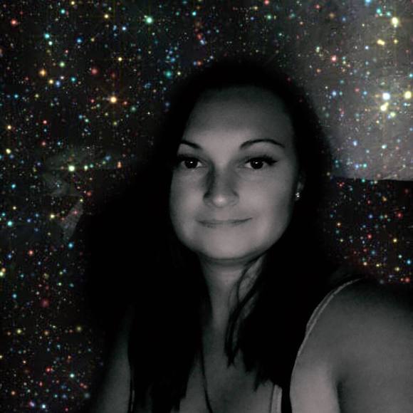 Profile Picture of Brianna Brickler (@briannabrickler) on Poshmark