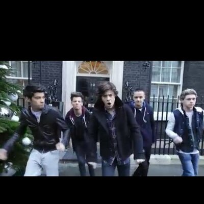 Profile Picture of Emily Webbe (@1D_LovesEmily) on Twitter