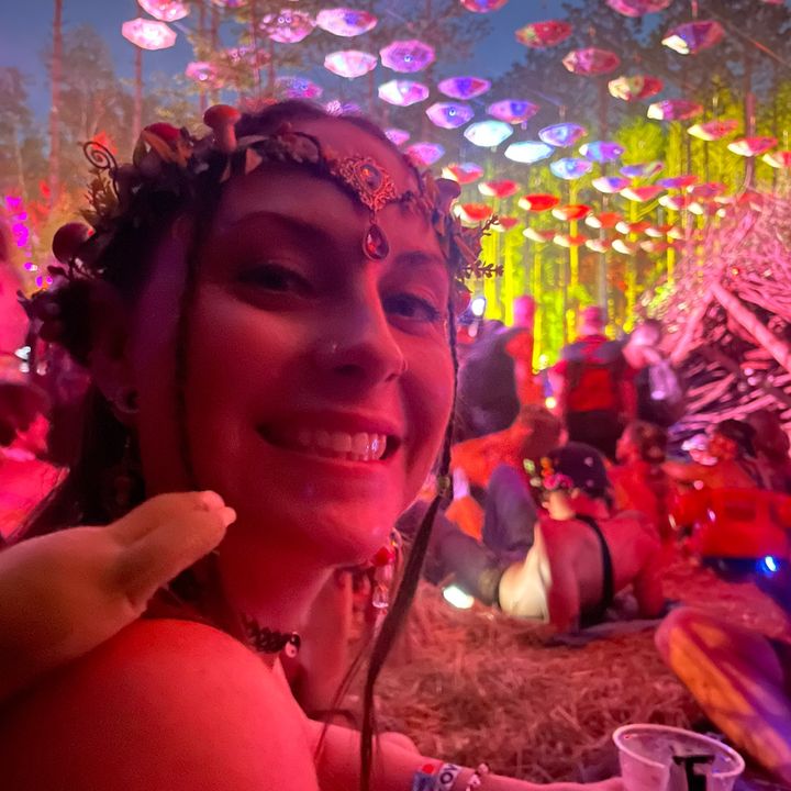 Profile Picture of Lisa Devincenzi (@lisamariedev) on Tiktok