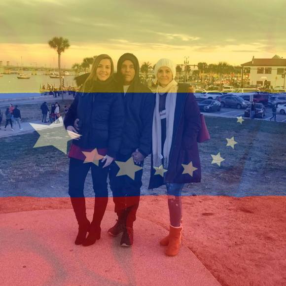 Profile Picture of Aghata Van pampus (@aghatadakota) on Poshmark