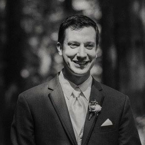 Profile Picture of Colin Socha (@cjs88) on Poshmark