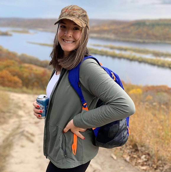 Profile Picture of Heather Marsolek (@hlmarsolek) on Poshmark