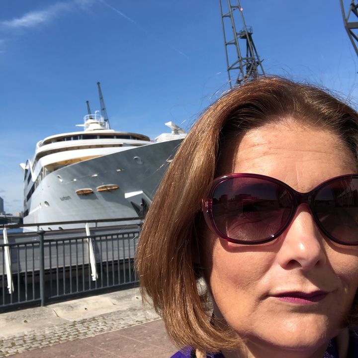 Profile Picture of   Paula Underhill... (@paulaunderhill) on Tiktok