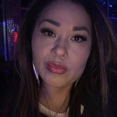 Profile Picture of Mindy Gee (@gee_mindy) on Twitter