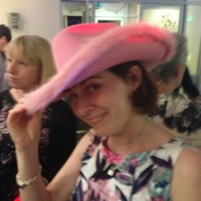 Profile Picture of Sarah Squires (@sarahBuk) on Twitter