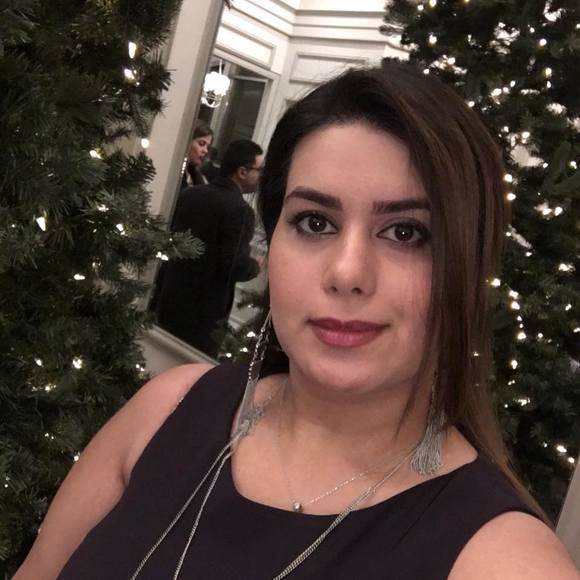 Profile Picture of Mahsa Ebrahimzadeh (@mebrahimzadeh) on Poshmark