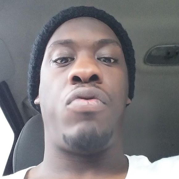 Profile Picture of Robert Bonner (@robertbonner517) on Poshmark