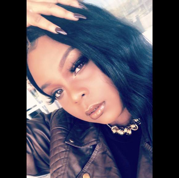 Profile Picture of Christian Mitchell (@lyricalamor) on Poshmark