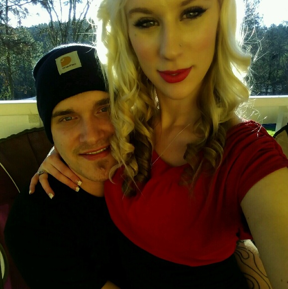 Profile Picture of Mckayla Harris (@kaylaharris2016) on Poshmark